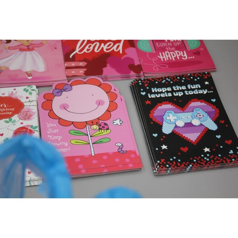 Lot of 120 Hallmark Valentine's Day Cards w/Envelopes Retail Sale New Lot 2